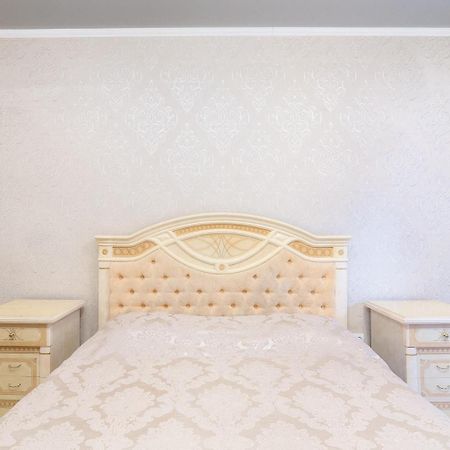 Apartments Deribasovskaya โอเดสซา ภายนอก รูปภาพ