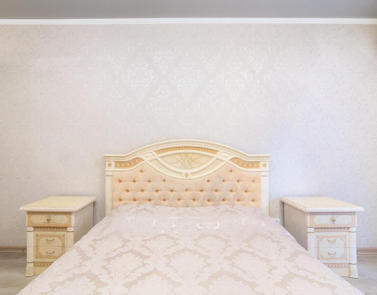 Apartments Deribasovskaya โอเดสซา ภายนอก รูปภาพ