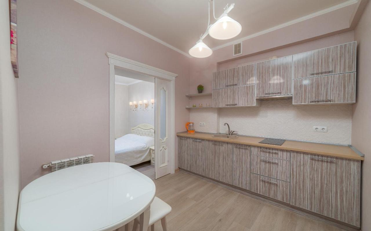 Apartments Deribasovskaya โอเดสซา ภายนอก รูปภาพ