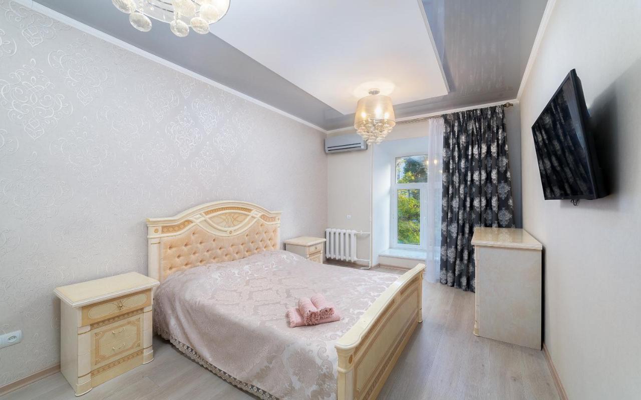 Apartments Deribasovskaya โอเดสซา ภายนอก รูปภาพ